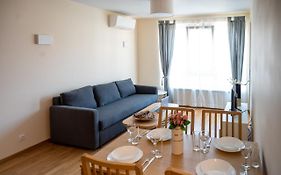 Modern And Spacious Apartments In The City Centre